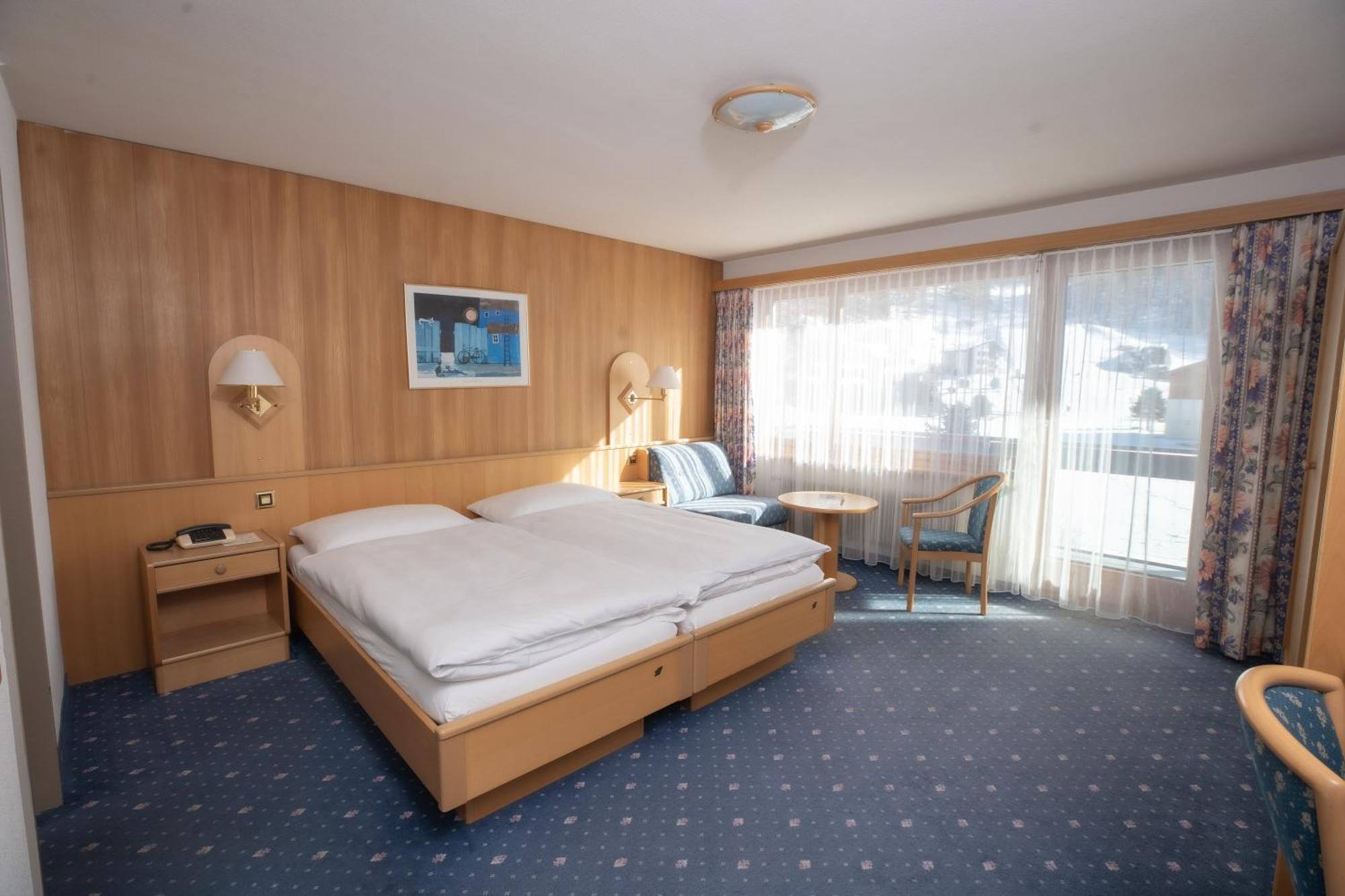 Hotel Alpenhof Saas-Almagell Exteriér fotografie