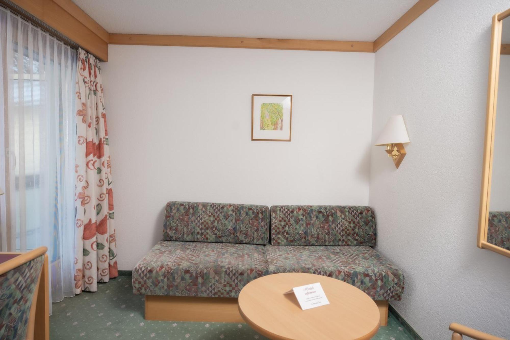 Hotel Alpenhof Saas-Almagell Exteriér fotografie