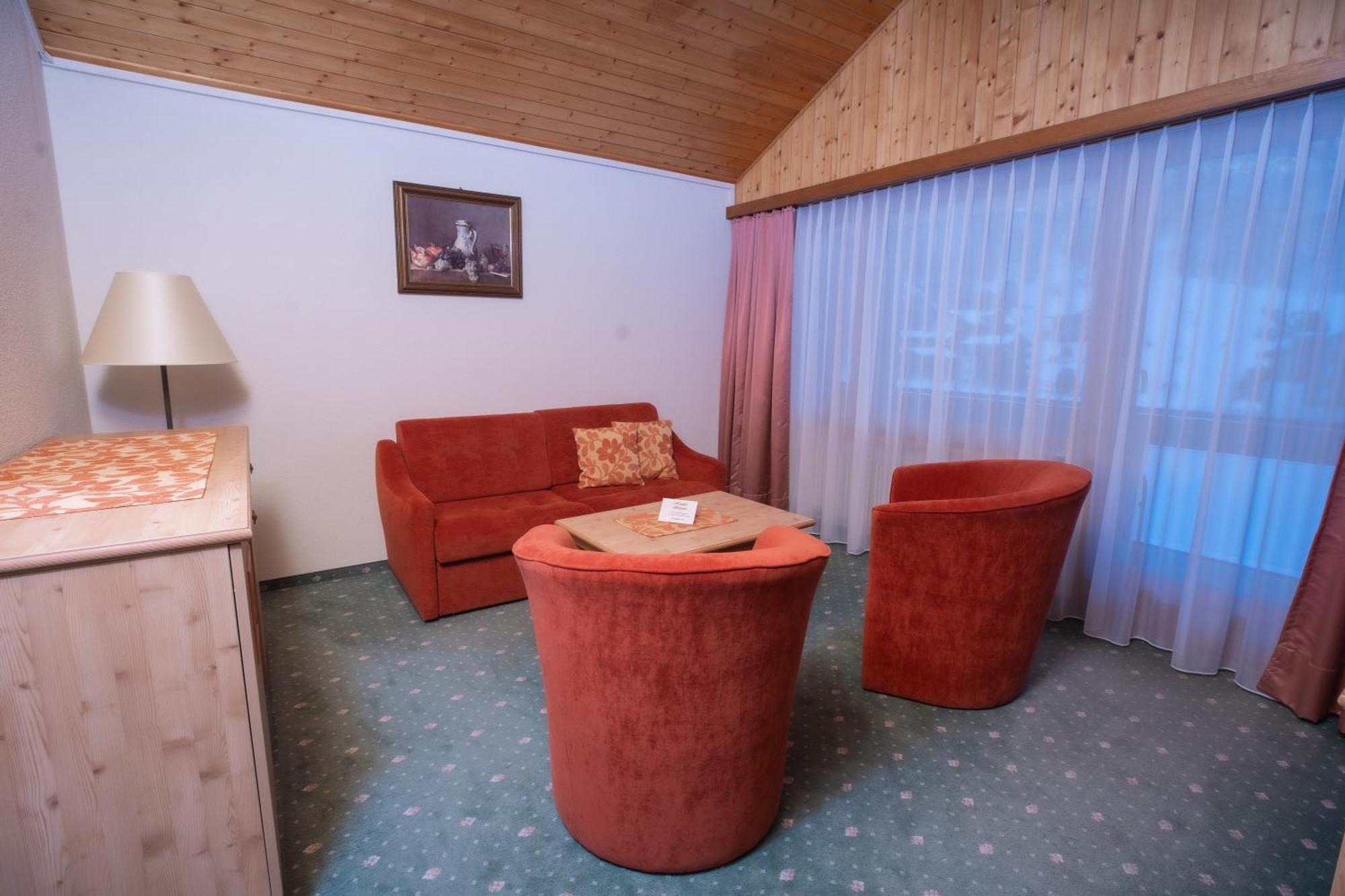 Hotel Alpenhof Saas-Almagell Exteriér fotografie