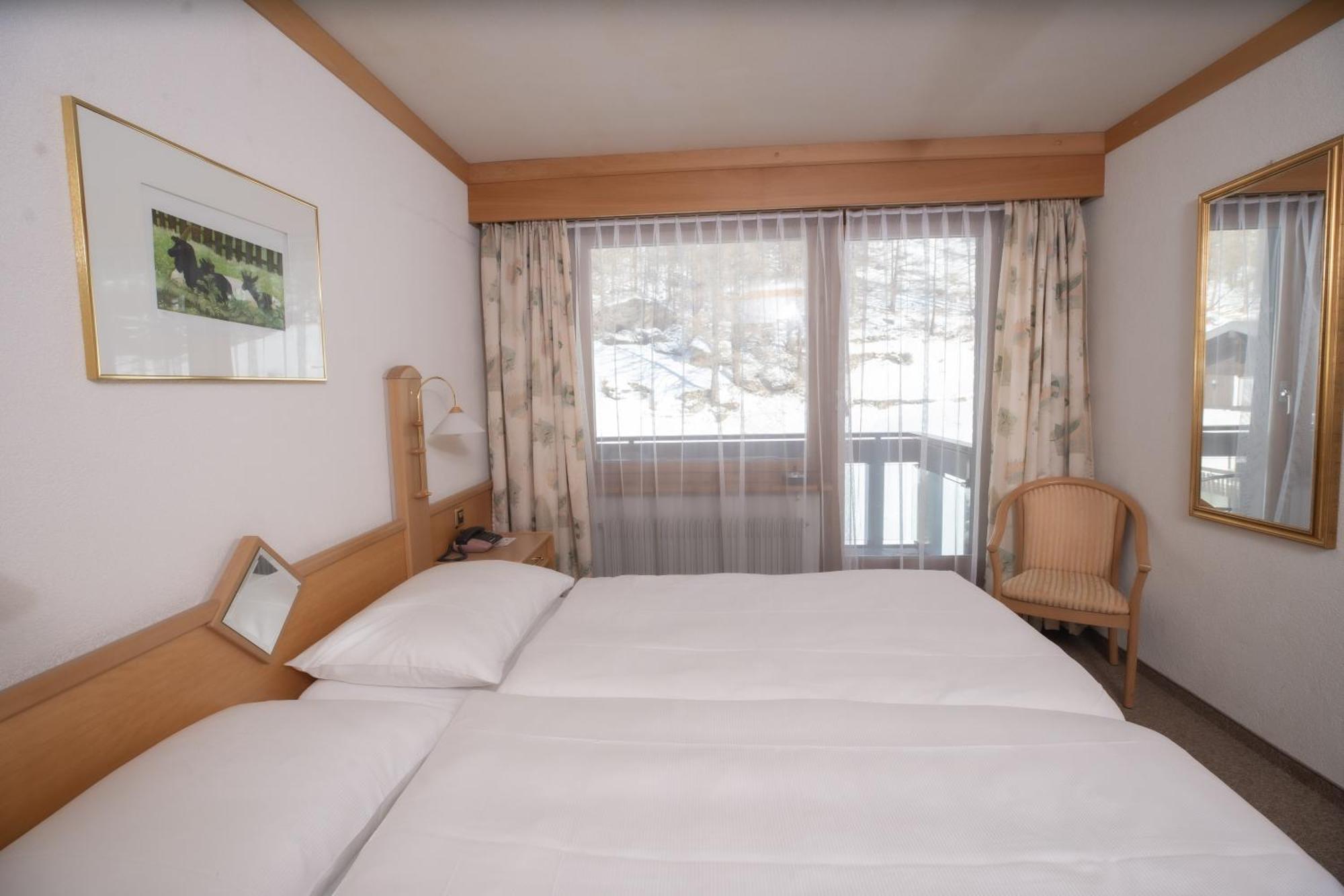 Hotel Alpenhof Saas-Almagell Exteriér fotografie