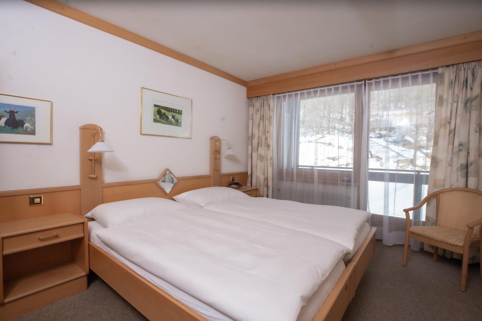 Hotel Alpenhof Saas-Almagell Exteriér fotografie