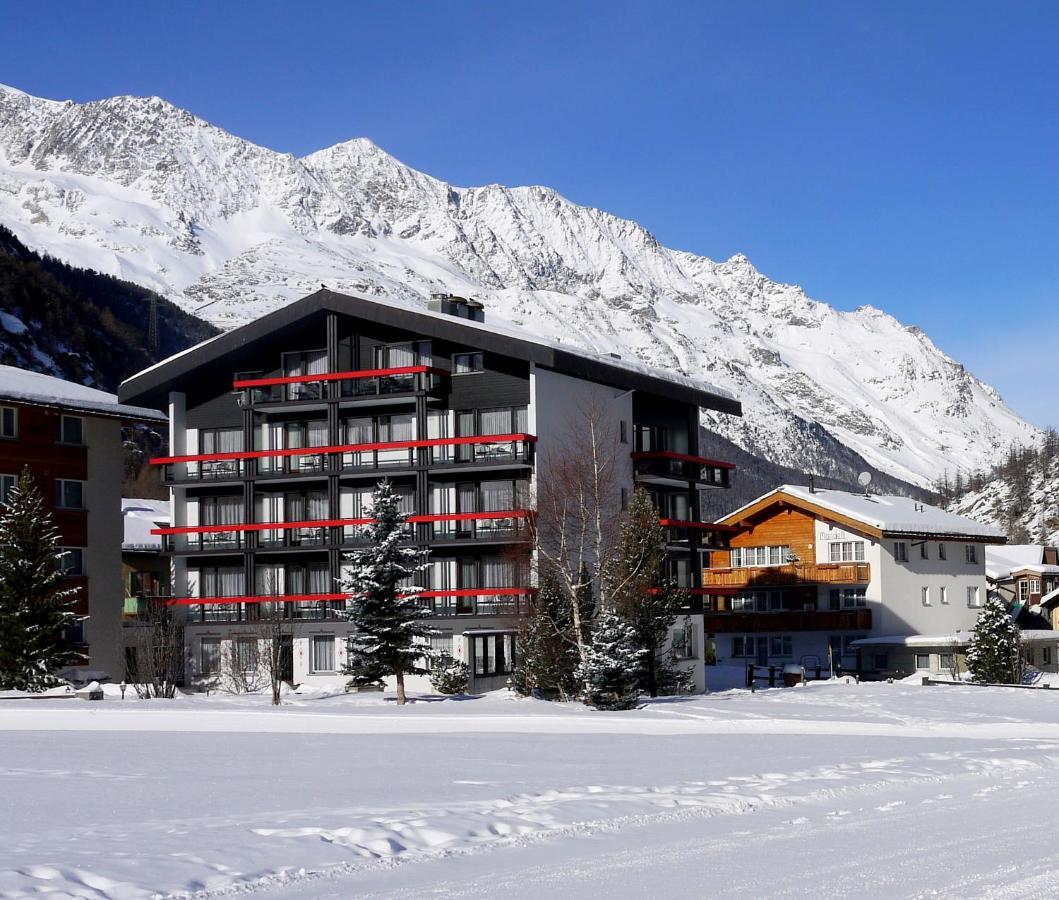 Hotel Alpenhof Saas-Almagell Exteriér fotografie
