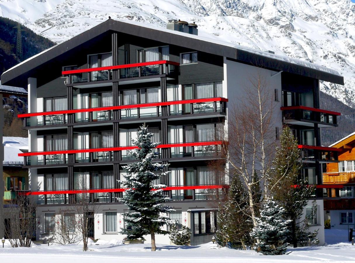 Hotel Alpenhof Saas-Almagell Exteriér fotografie